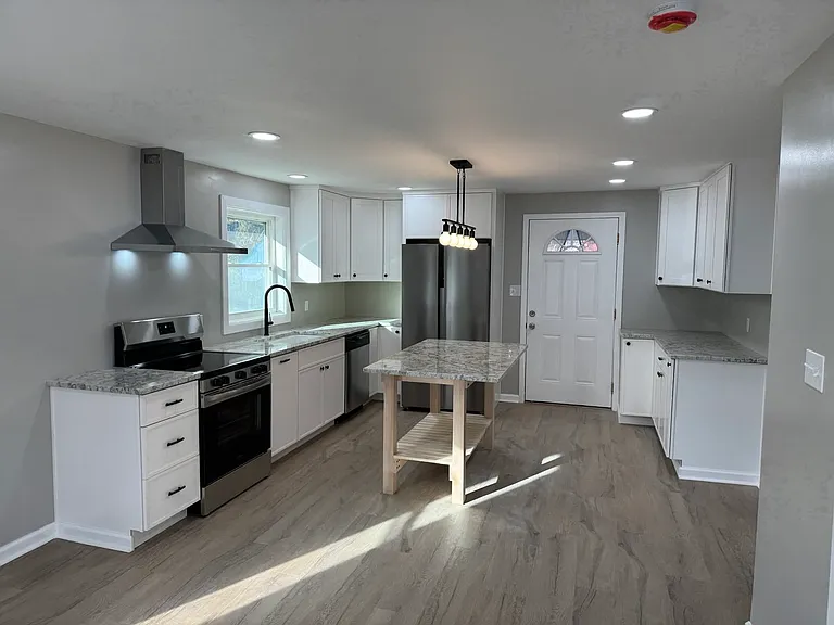 291 Ivy Hill Rd — Photo 4