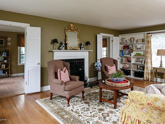 RealTourCast _ L Johnston _ 208 Gibson (