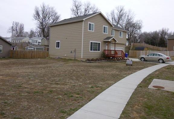 2nd image of 701 S Clay St