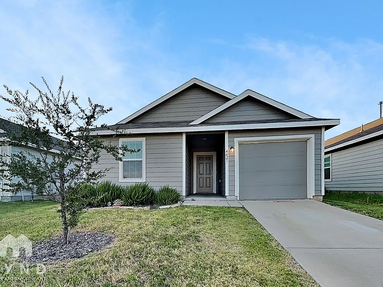 4421 Culrin Way — Photo 1
