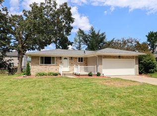 23281 Shepherd Ln, Macomb, MI 48042