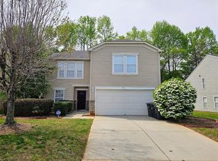 2514 Renard Rd, Greensboro, NC 27406