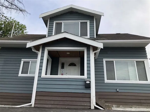 12728 114a Ave, Surrey, BC V3V 3P4