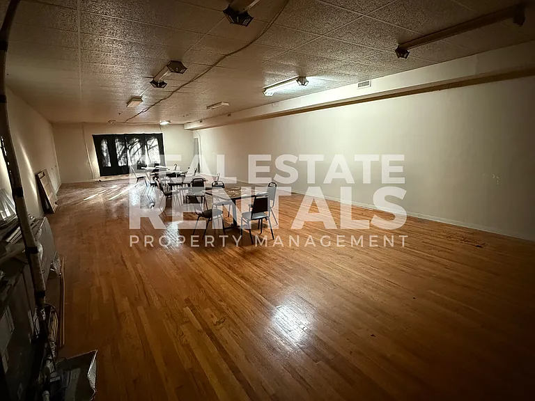 519 Broad St #1 — Photo 16