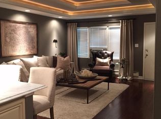 8811 Schneider Ave APT 31, Highland, IN 46322