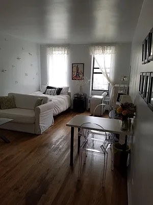 Rented by Allen Harris, LREB | media 45