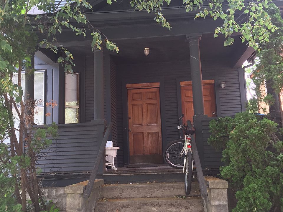 1st image of 215 N Division St APT 1