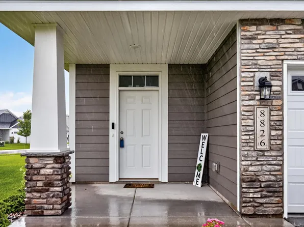 8826 152nd Ln NW, Ramsey, MN 55303