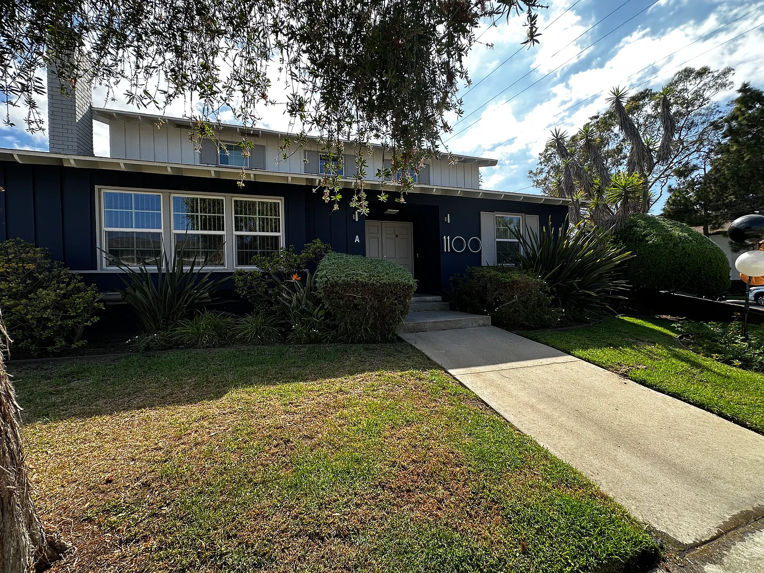1100 Barbara St — Photo 1