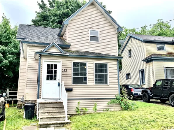 522 Buffalo St, Fulton, NY 13069