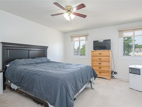 4th image of 90 Ferman Dr #5