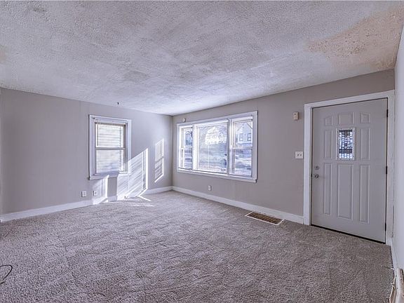 5th image of 7424 Bellefontaine Ave