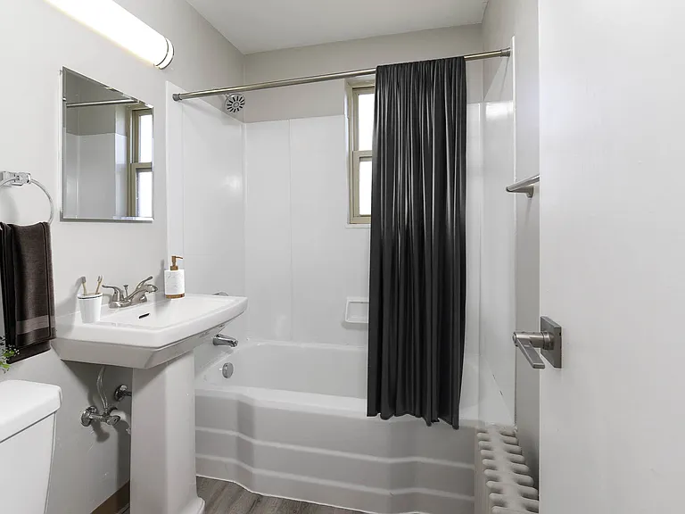 The Alden — Photo 12