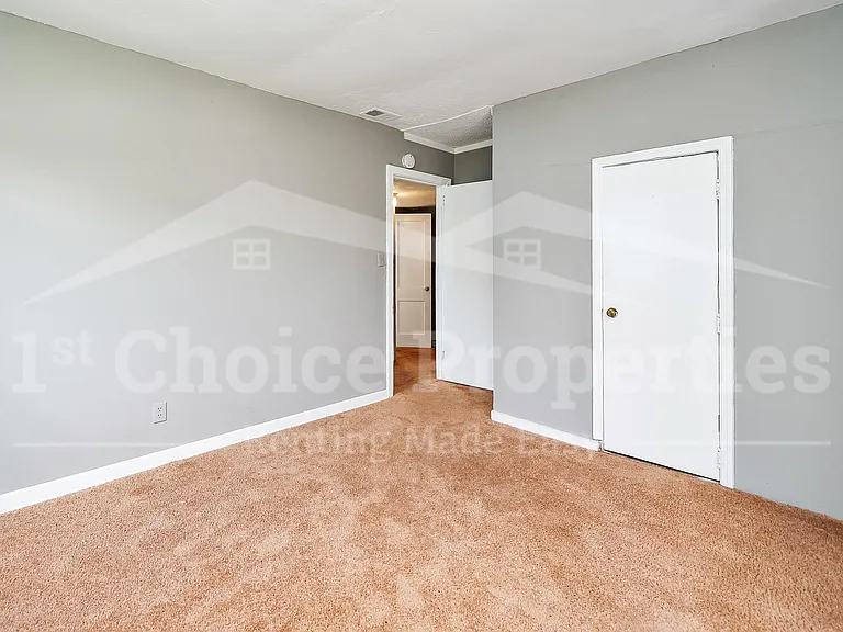 1272 Meadow Ln — Photo 10
