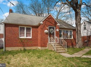 911 North St, Collingdale, PA 19023