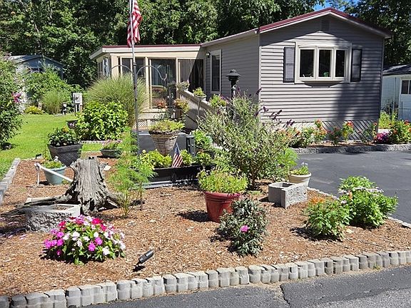 4th image of 126 Doolittle Ln