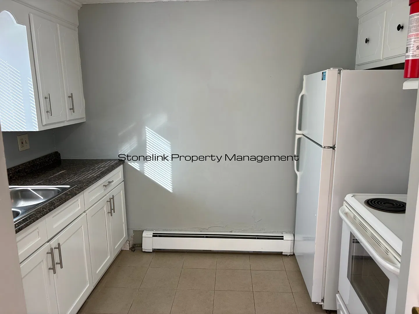 1208 Main Street — Photo 2