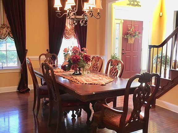 Stunning Dining Room 