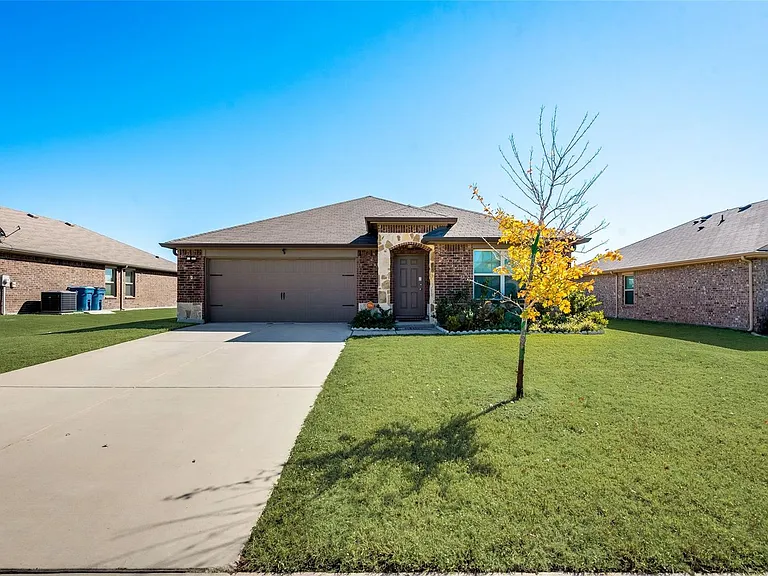 2806 Balleywood Dr — Photo 3