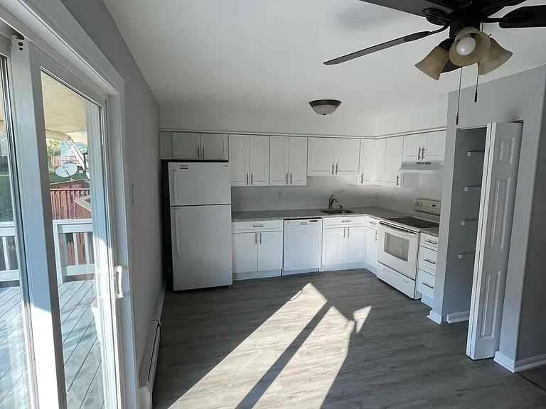 2306 Walnut Ridge Est — Photo 5