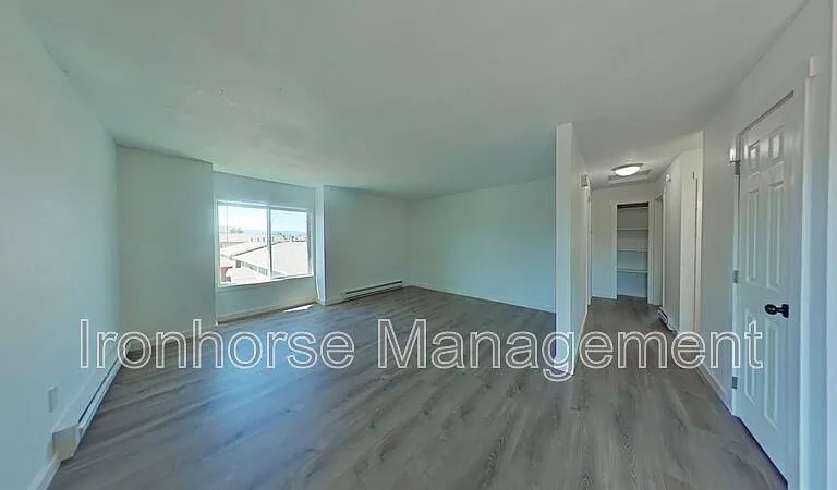 119 S 15th Ave #3 — Photo 3