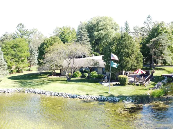 2950 W Lakeside Dr, West Branch, MI 48661