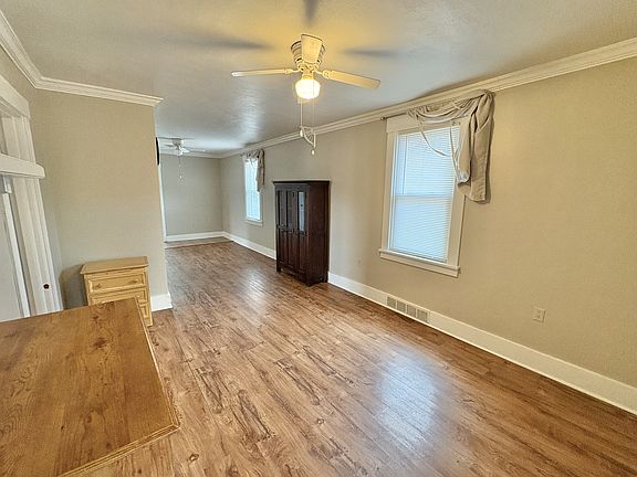 5th image of 798 Valley Rd