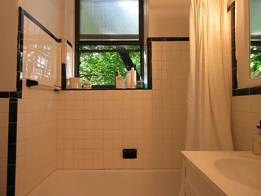 Rented by Keller Williams NYC | media 7