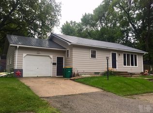 110 3rd St E, Crystal Lake, IA 50432