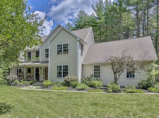 545 Bedford Rd, New Boston, NH 03070