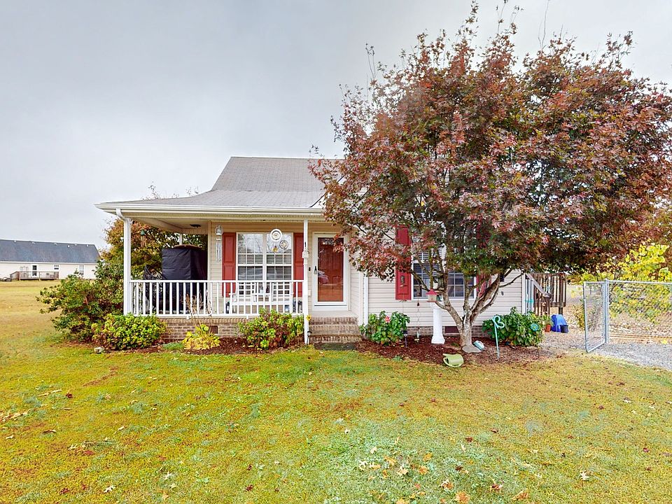 1st image of 25 Riverton Dr
