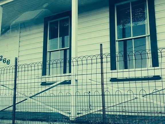 2nd image of 266 N C St