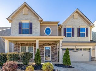 304 Waters Run Ln, Simpsonville, SC 29681