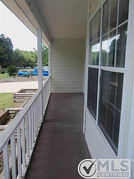 5th image of 2923 Byington Cir #1