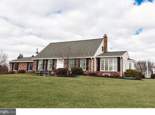 19 Kibblehouse Dr, Schwenksville, PA 19473