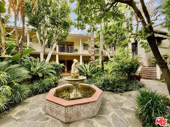 8472 1/2 Fountain Ave, West Hollywood, CA 90069