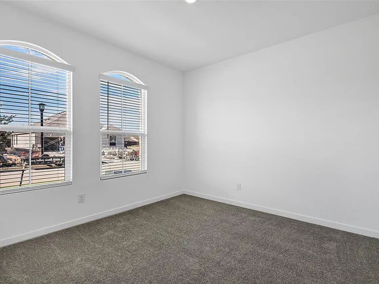 1328 Francesca Dr — Photo 25