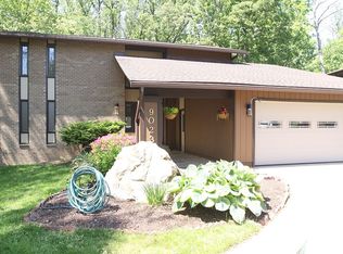 9023 Fort Craig Dr, Burke, VA 22015