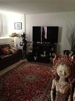 3rd image of 900 NE 195th St APT 407