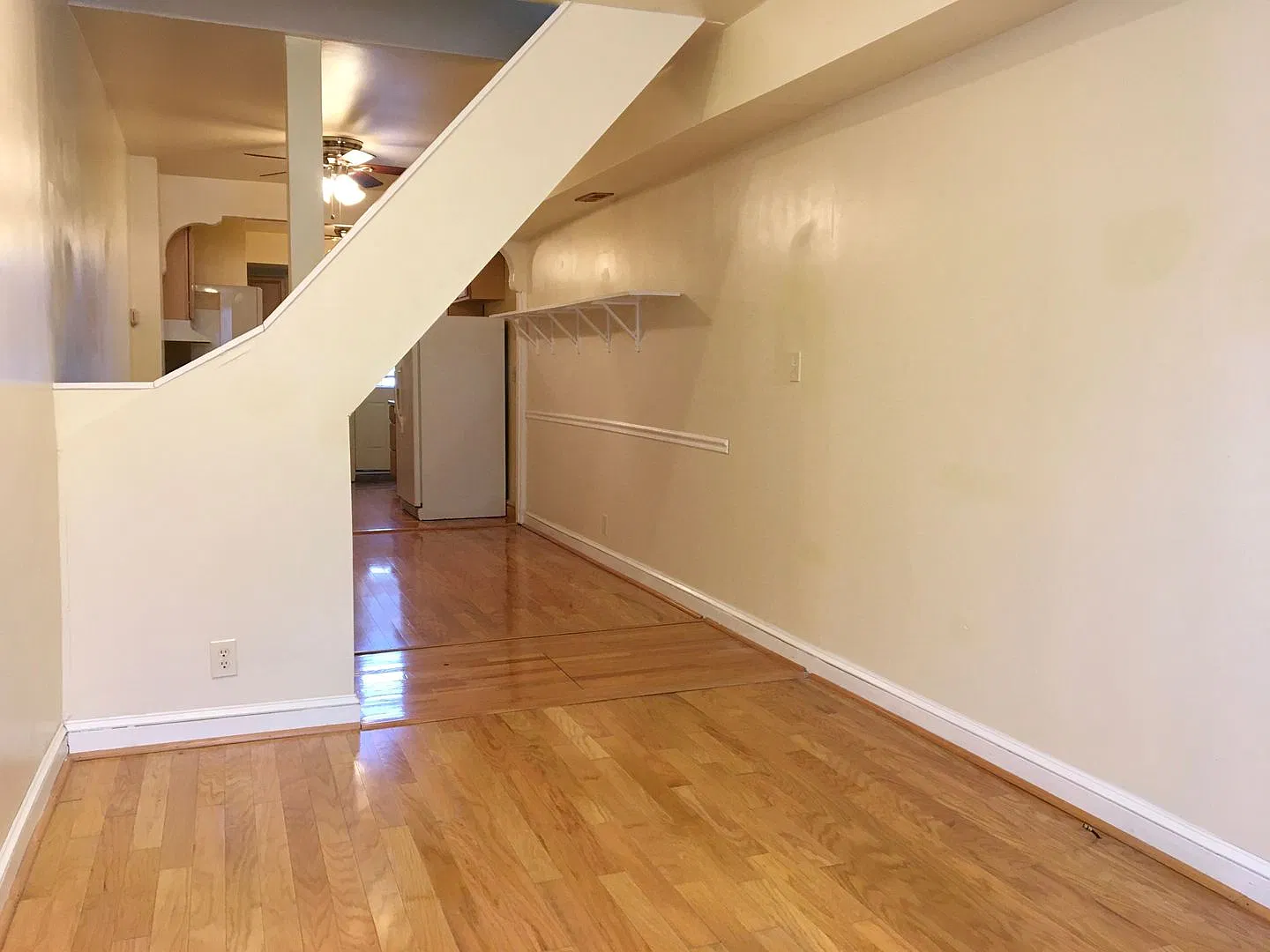 Charming 2BD/1BA Townhome in Canton, MD! — Photo 3