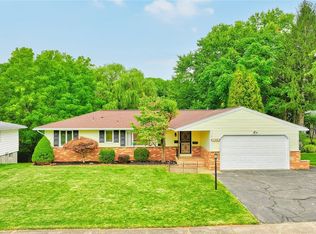 108 Fox Hall Dr, Rochester, NY 14609