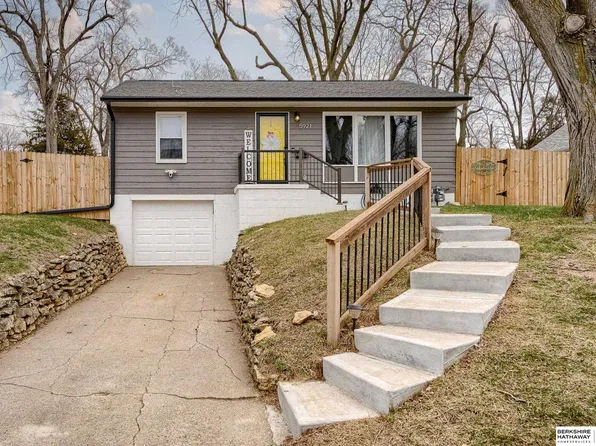 5921 N 34th St, Omaha, NE 68111