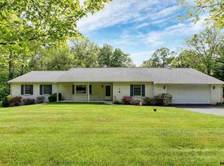 1544 Marburg Rd, Spring Grove, PA 17362