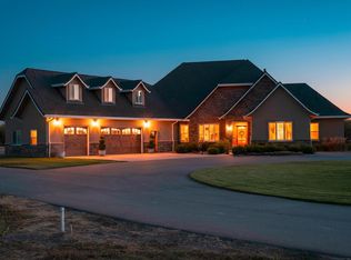 1842 E Palm Tree Ln, Manteca, CA 95336