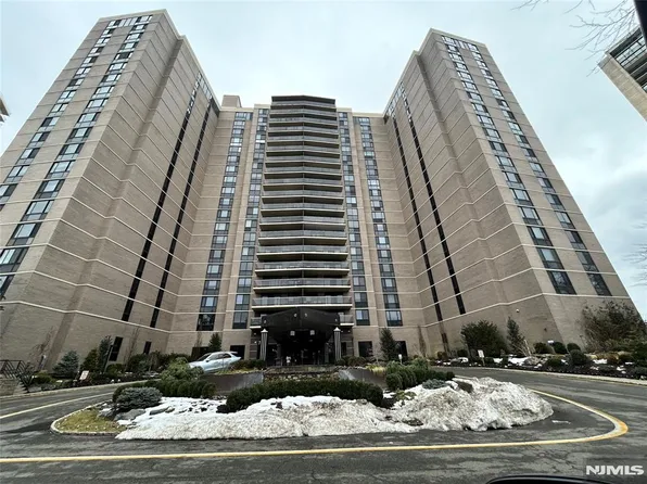 1512 Palisade Ave APT 10P, Fort Lee, NJ 07024
