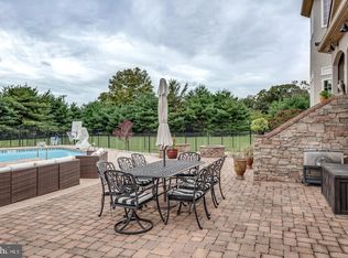10 Chrysanthemum Ct, Sewell, NJ 08080