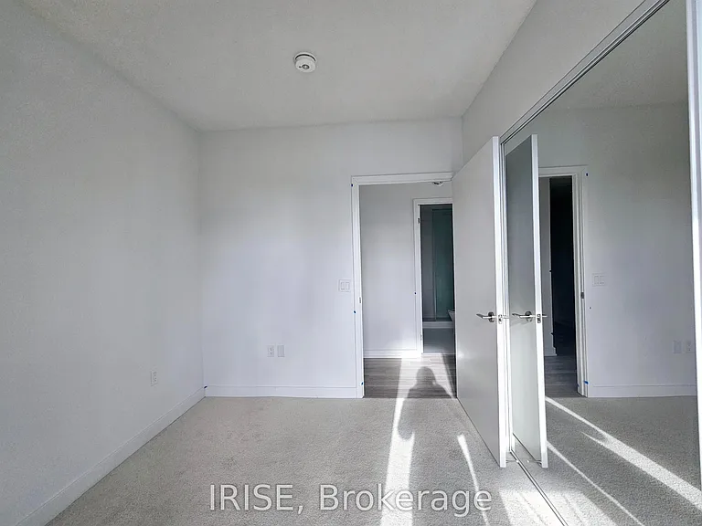 230 Simcoe St #2414 — Photo 12
