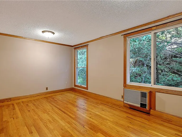274 S Main St #28 — Photo 6