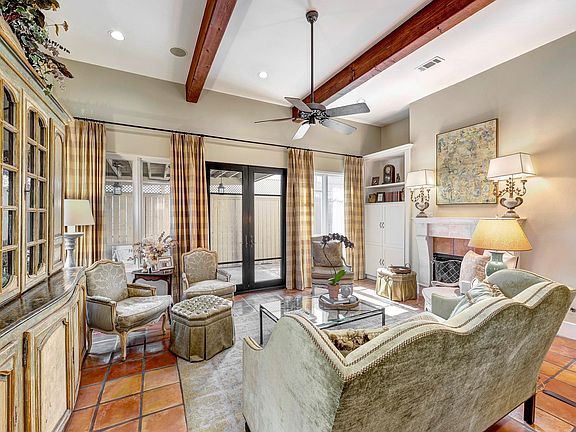 5th image of 16 Lana Ln Unit B
