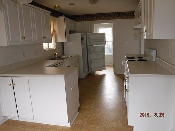 2nd image of 4605 Pinehurst Ct
